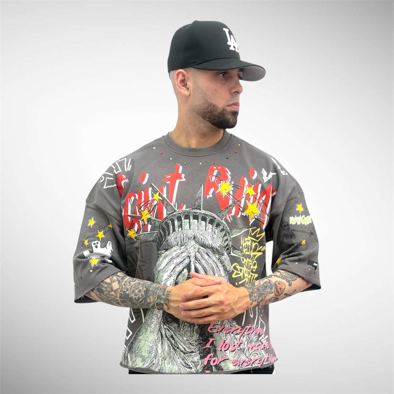 T Shirt Oversize “Statue Vision” – Algodón Premium